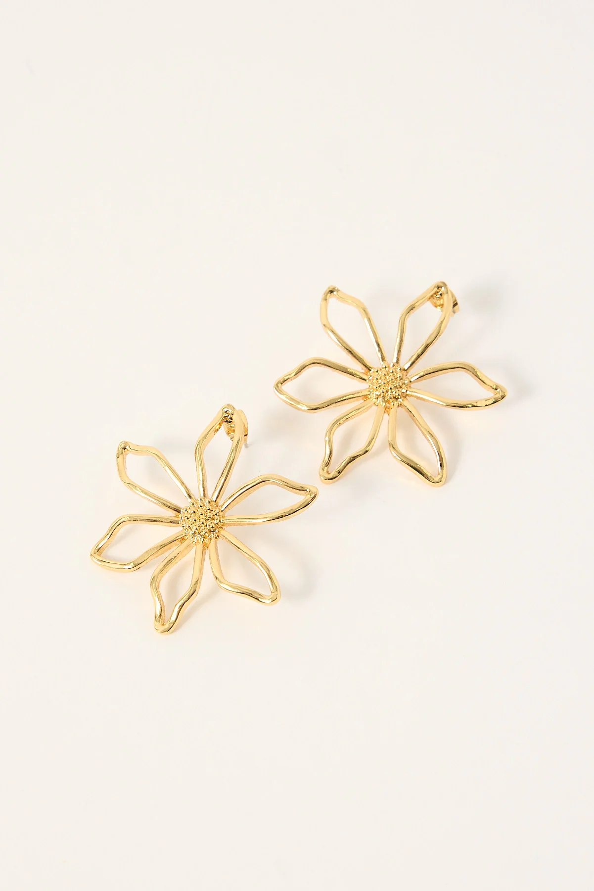 Perfect Stranger Nerine Floral Earrings 18K Gold Plated