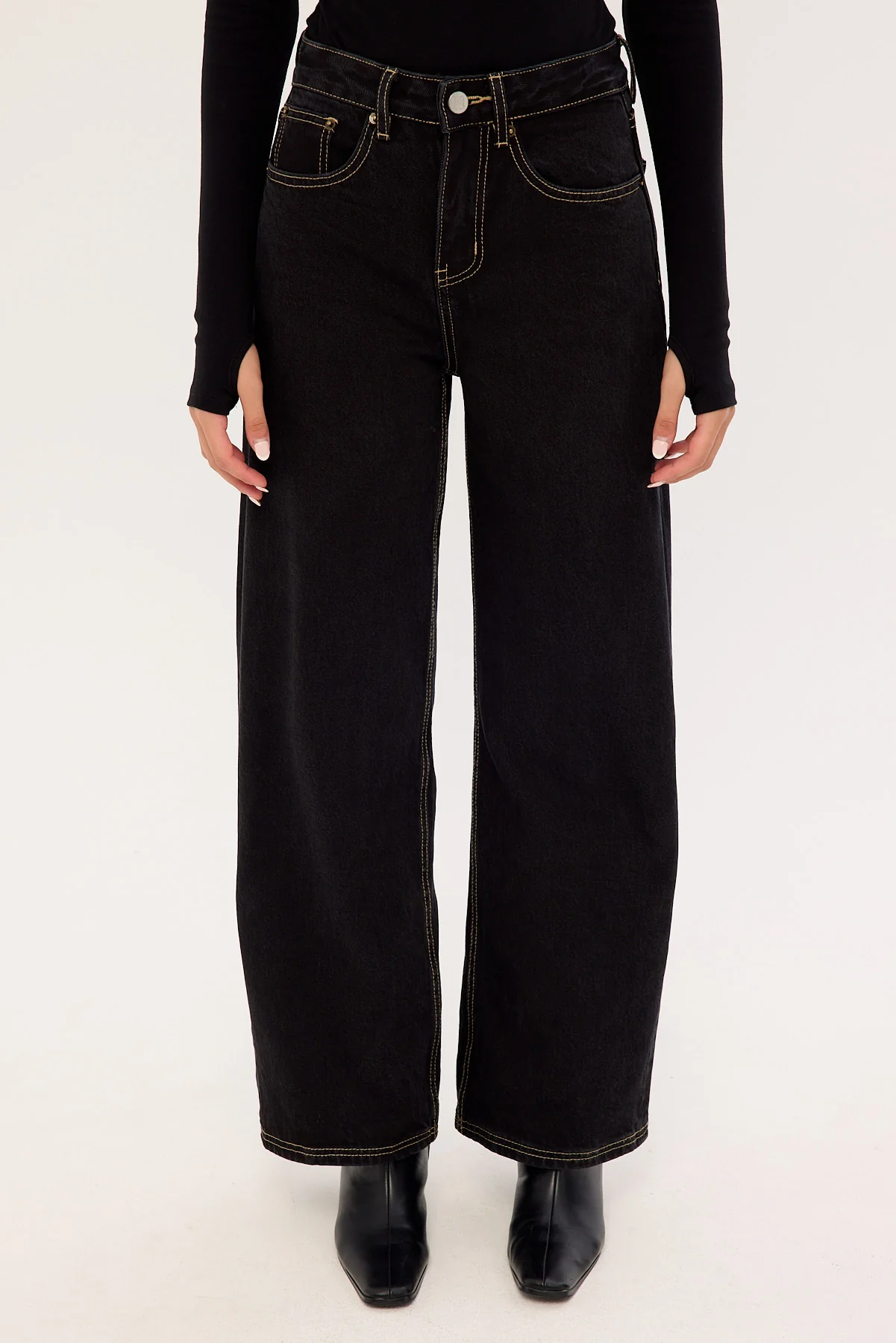 Perfect Stranger Petite Mid Rise Baggy Jean Washed Black - Image 7
