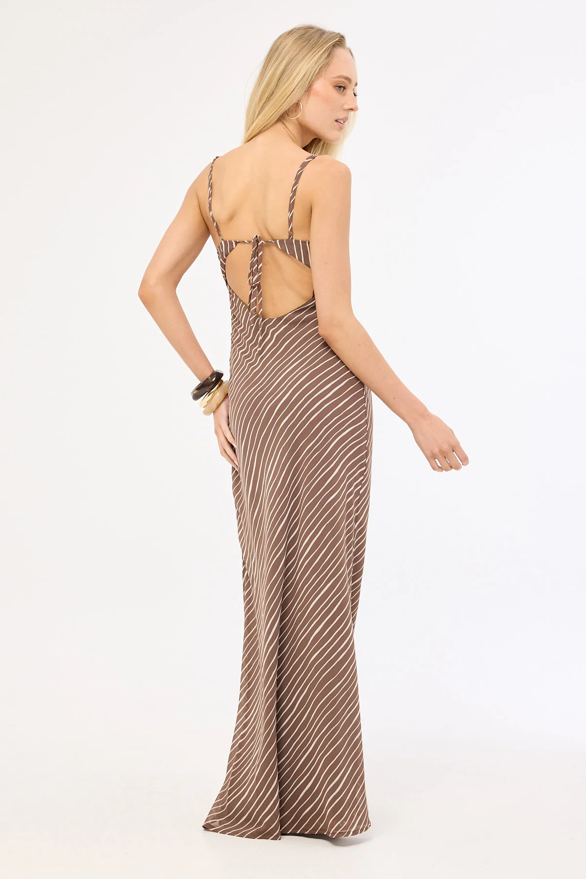Perfect Stranger Priscilla Chiffon Maxi Dress Taupe Print - Image 4