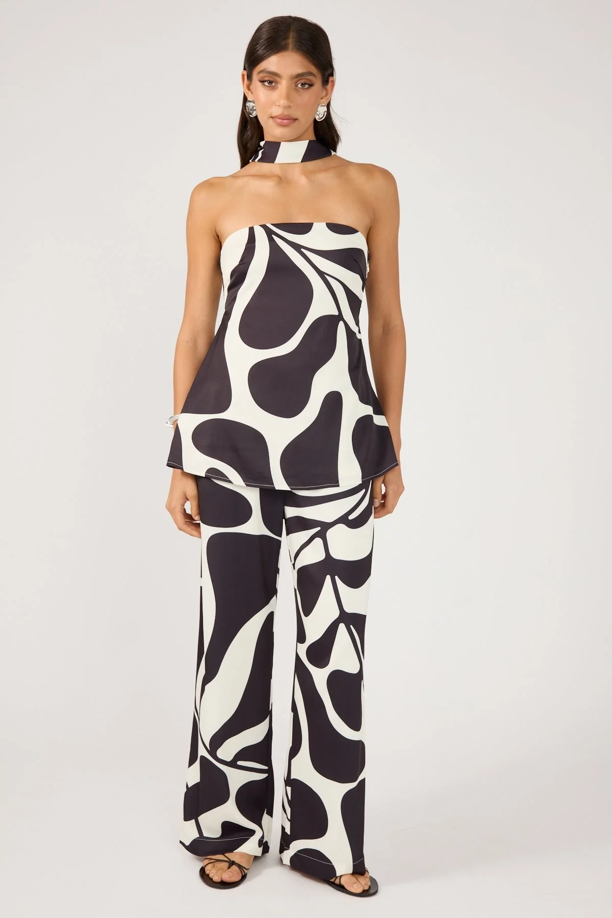 Perfect Stranger Remini Strapless Scarf Top Black Print - Image 2
