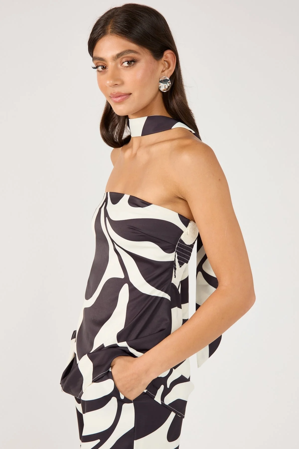 Perfect Stranger Remini Strapless Scarf Top Black Print - Image 5