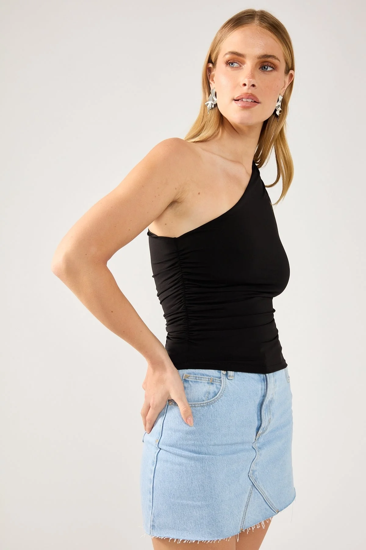 Perfect Stranger Rosa One Shoulder Top Black - Image 3