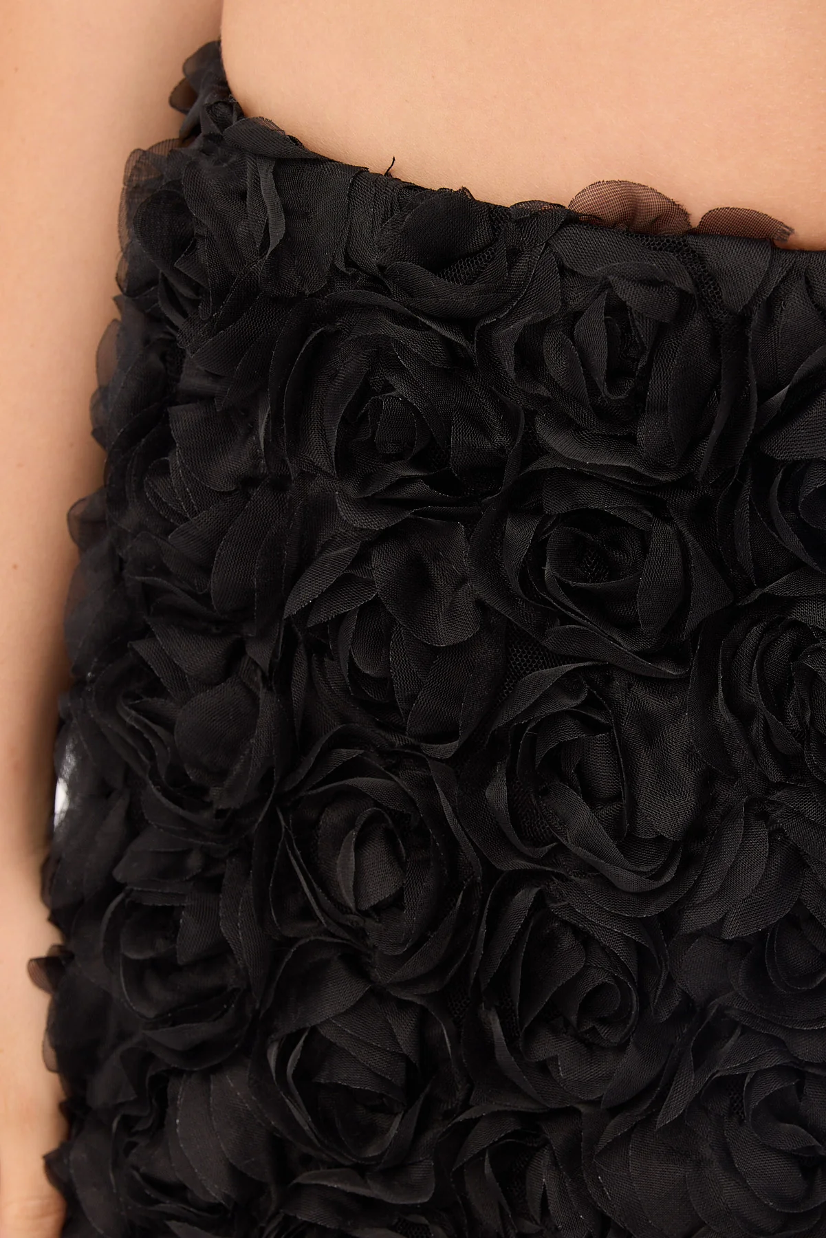 Perfect Stranger Rosie Rose Mini Skirt Black - Image 6