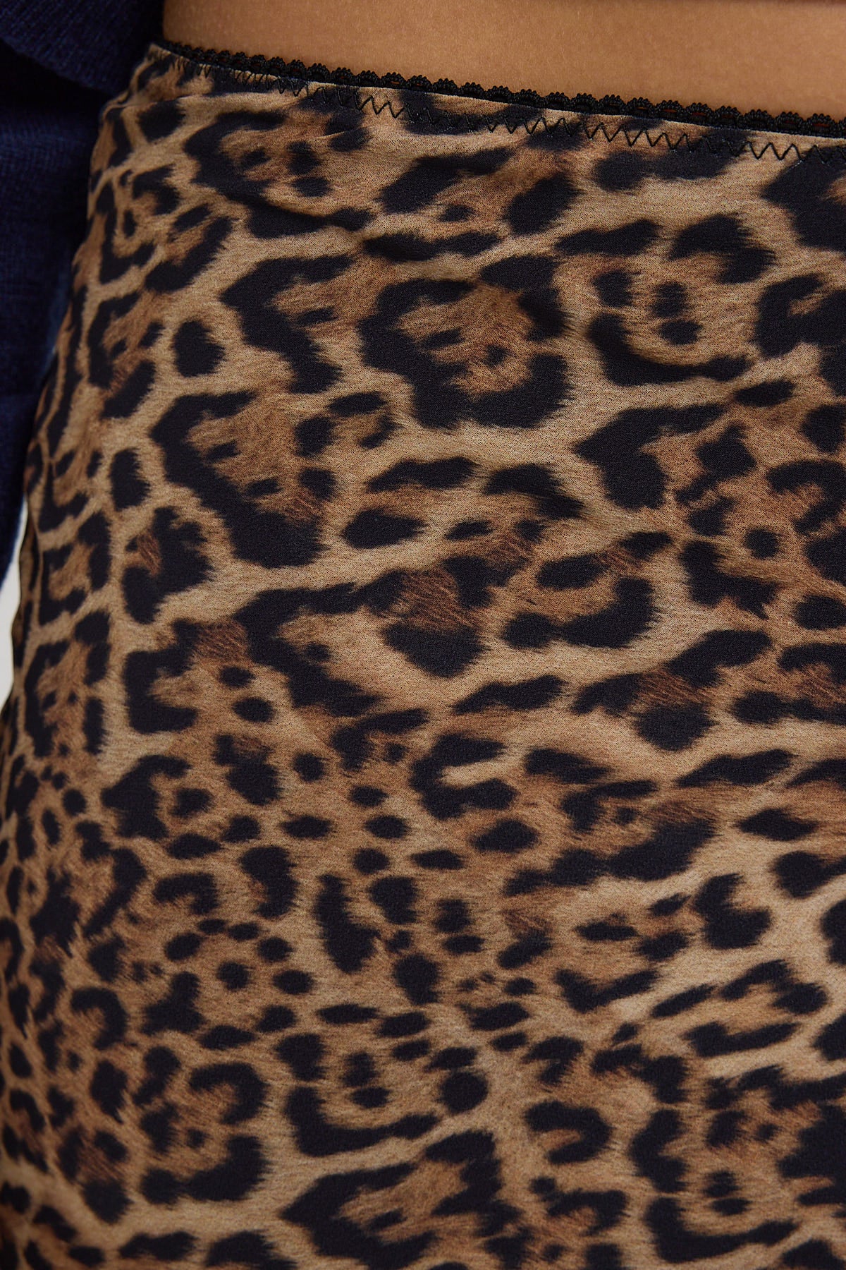 Perfect Stranger Serengeti Leopard Maxi Skirt Leopard - Image 4