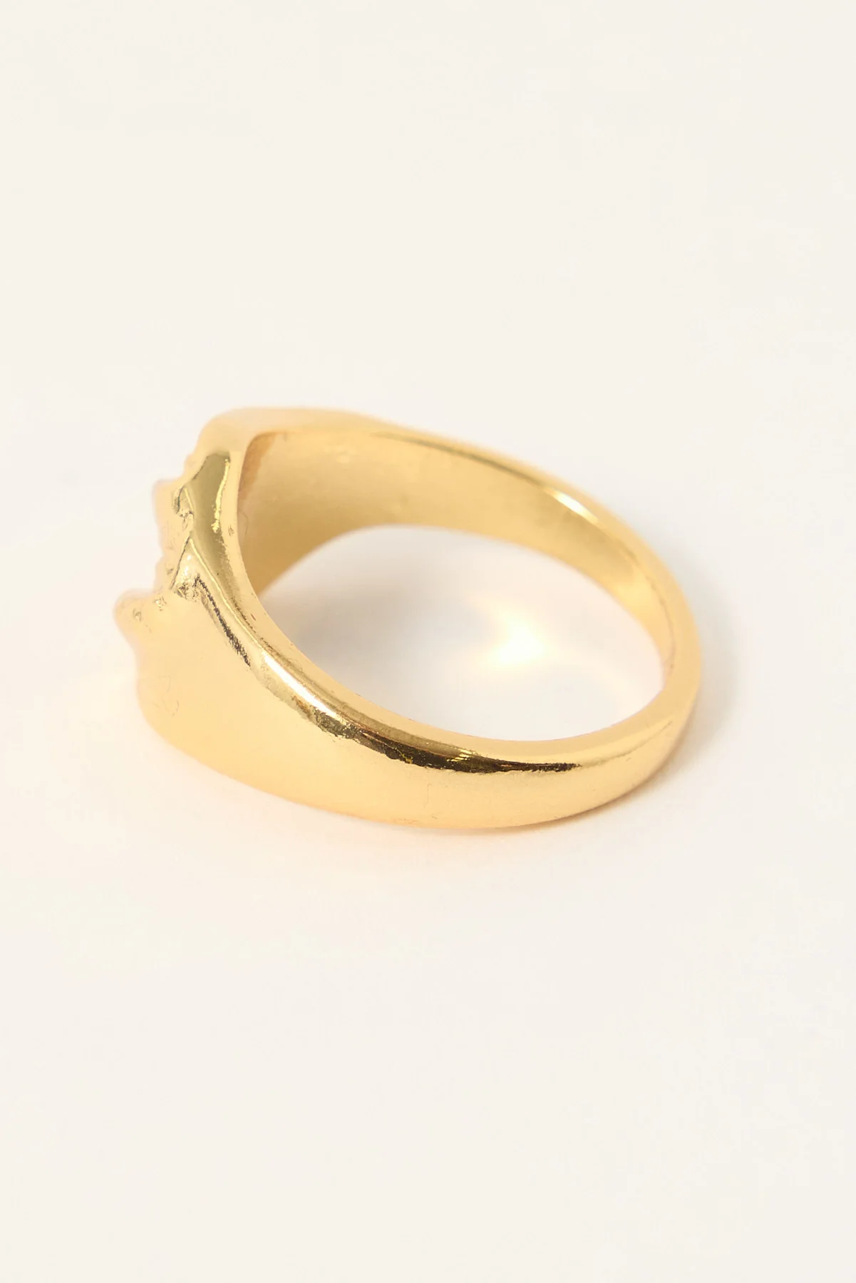 Perfect Stranger Swirl Wave Ring 18k Gold Plated - Image 2