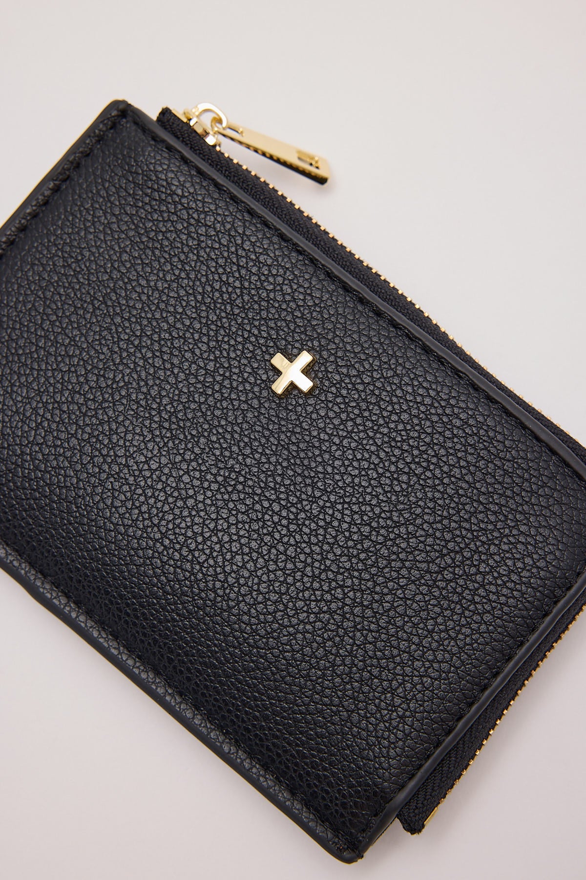 Peta + Jain Fitz Cardholer Black Pebble/Gold - Image 2
