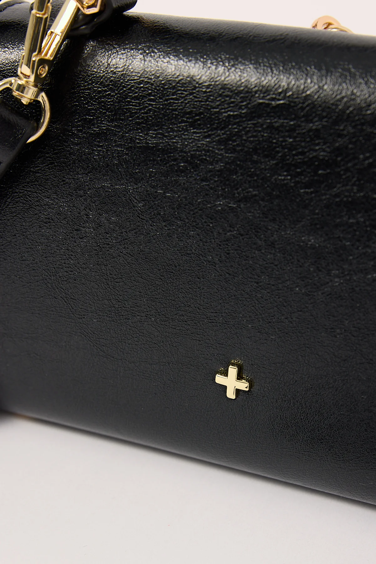 Peta + Jain Hedi Crossbody Black Crinkle/Gold - Image 4