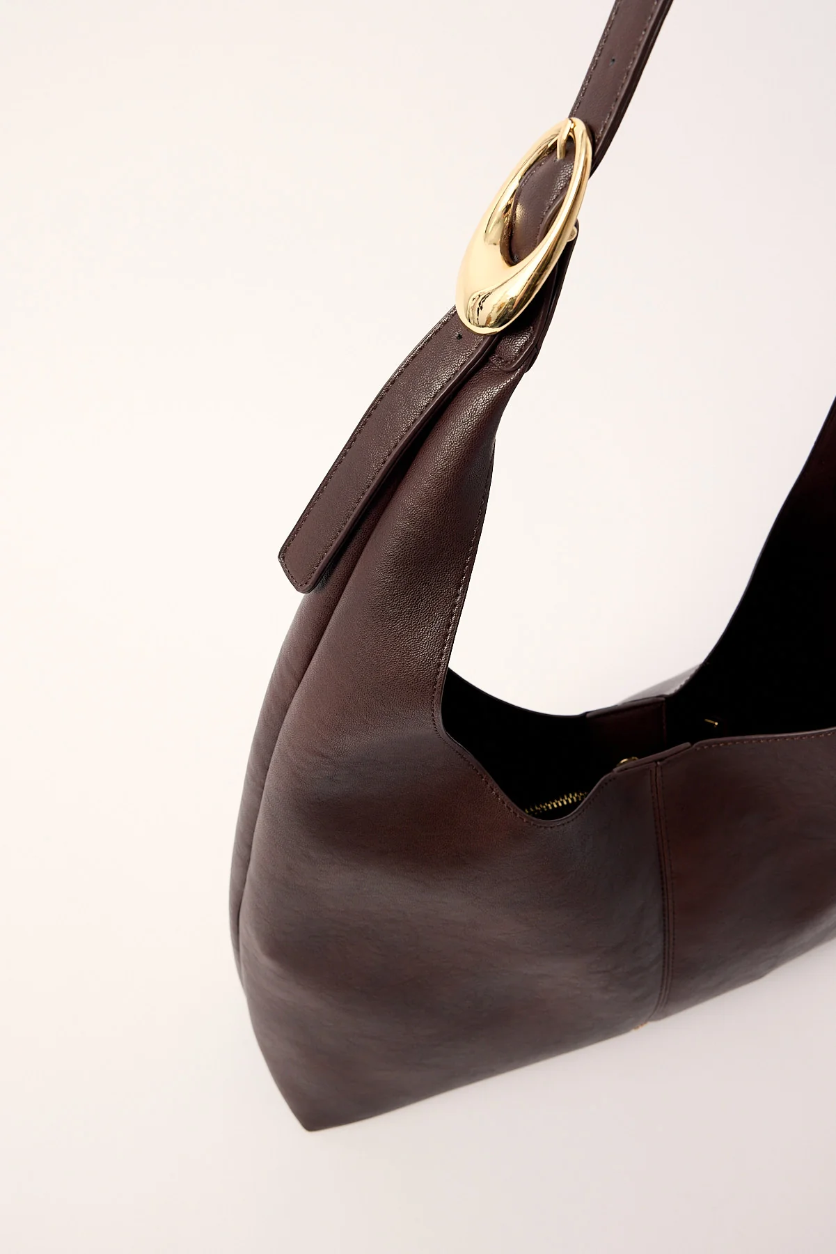 Peta + Jain KISMET HOBO BAG WITH POUCH Grainy Brown - Image 2
