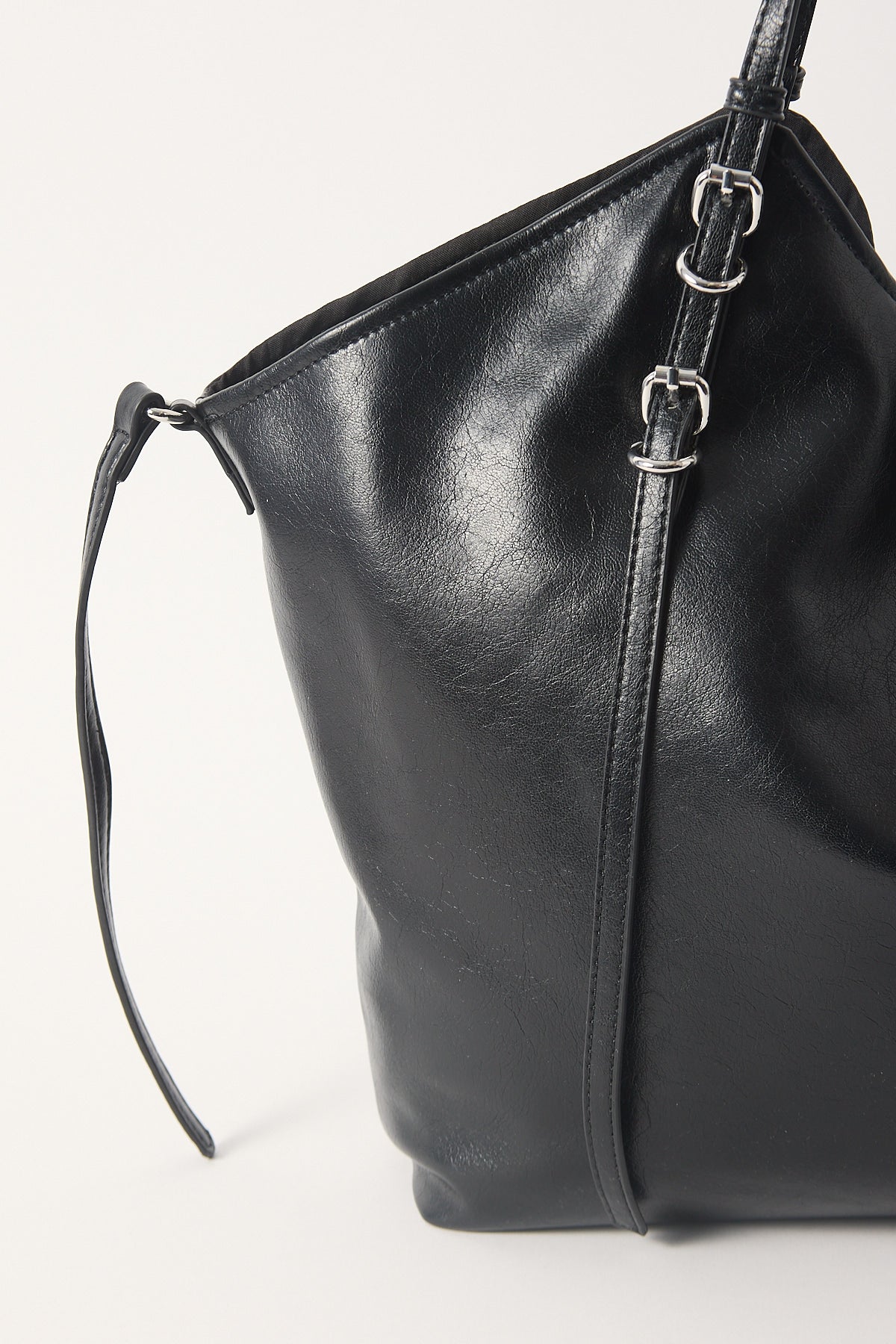 Peta + Jain Steffy Black Crinkle/Silver - Image 3