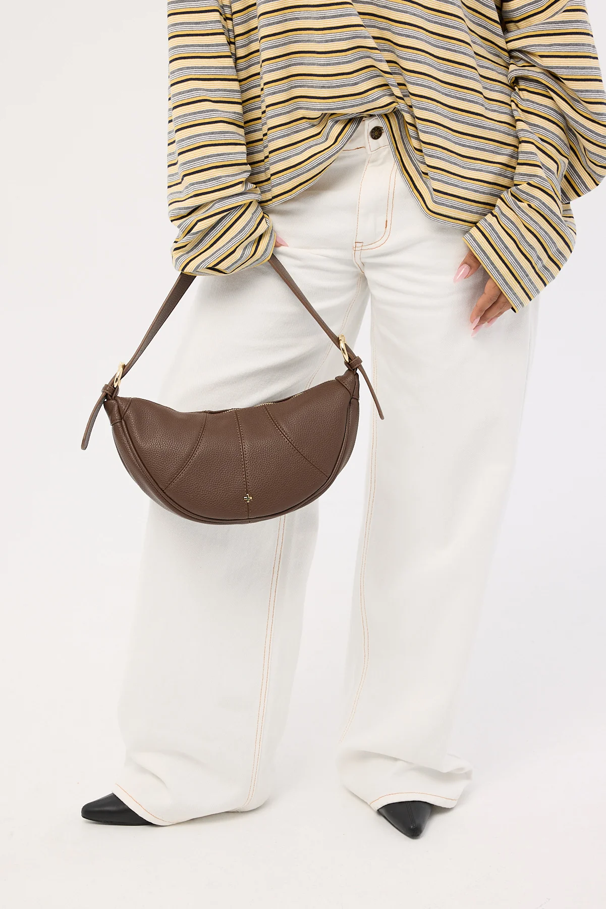 Peta + Jain Tatum Shoulder Bag Choc Pebble/Gold - Image 4