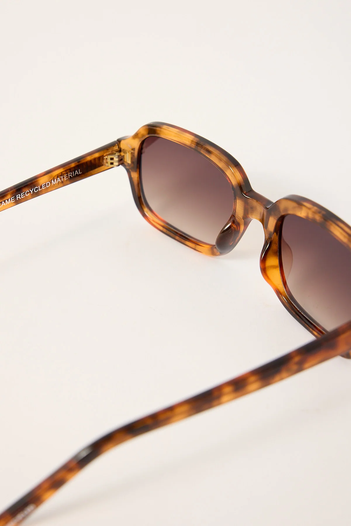 Reality Eyewear Beatnik Turtle - Image 3