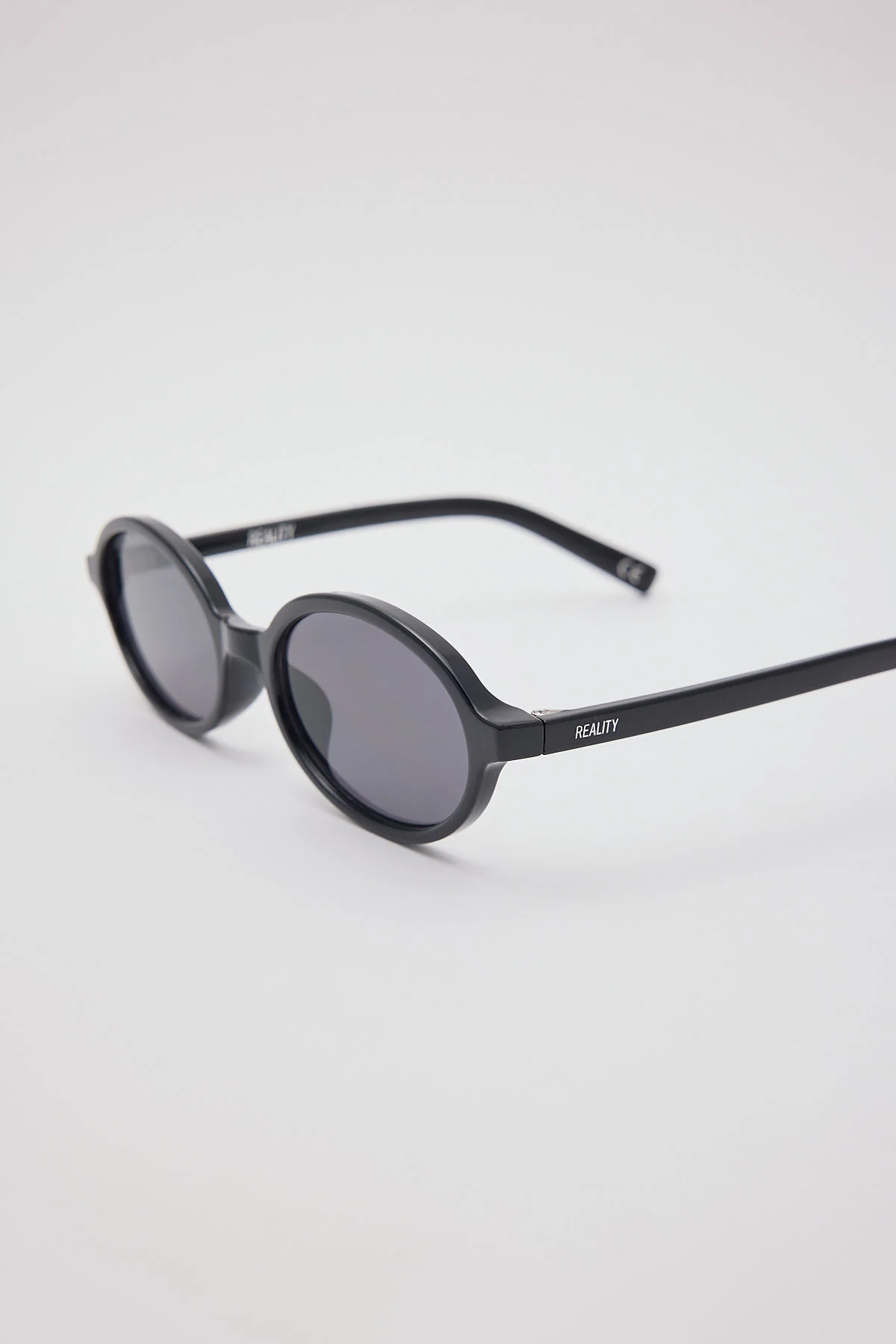 Reality Eyewear The Bessette Black/Smoke Lens - Image 2