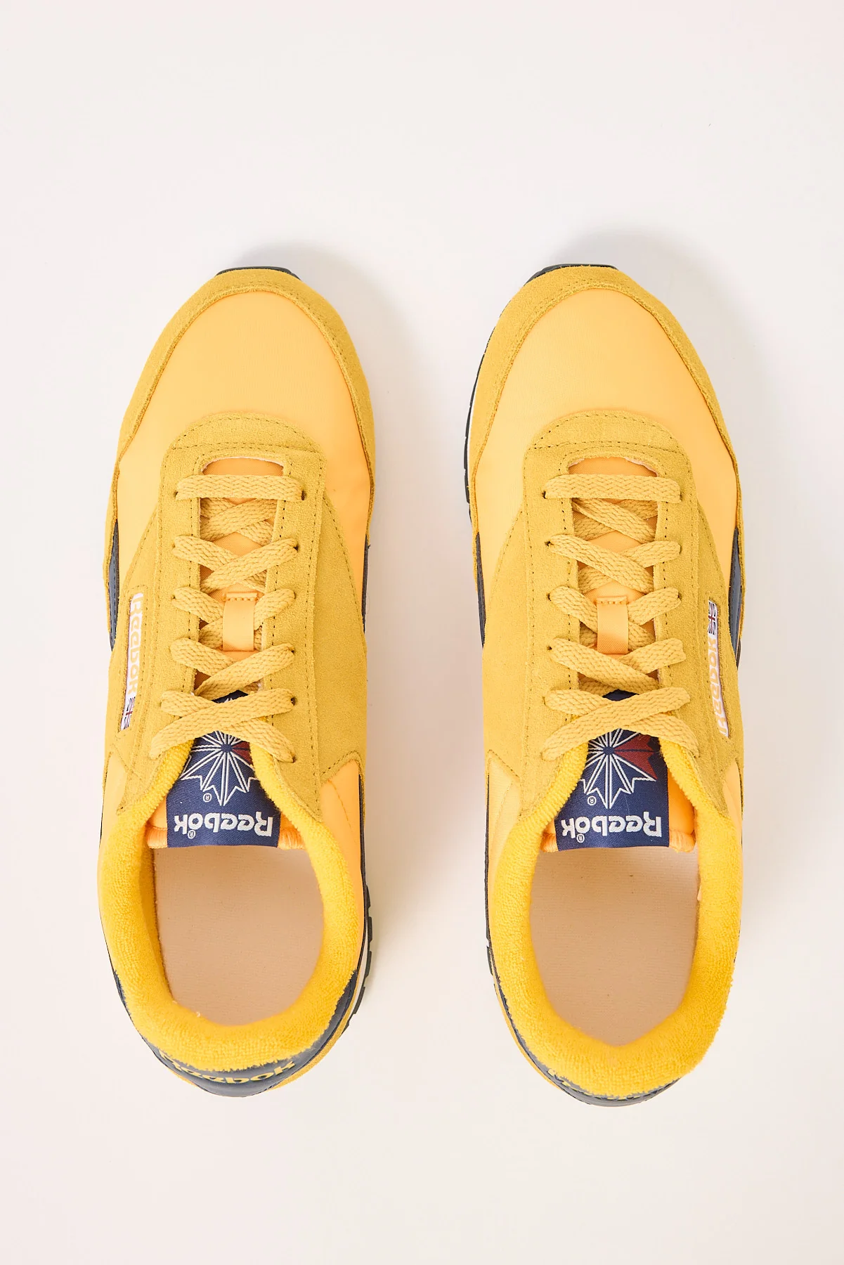 Reebok Classic Az Sneaker Collegiate Gold - Image 6
