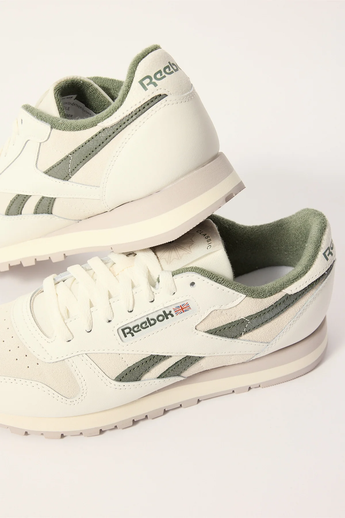 Reebok Classic Leather Chalk Breakaway Green - Image 4