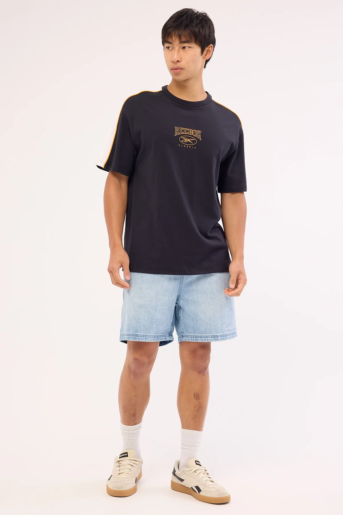 Reebok Reebok Arch Panel Tee Washed Black - Image 2