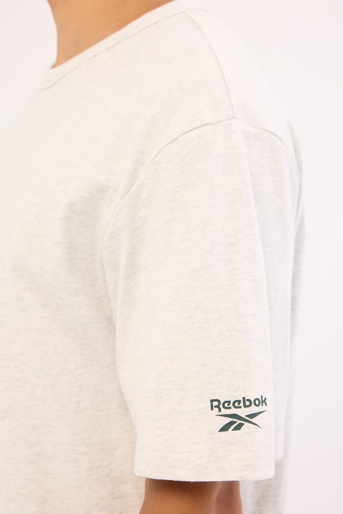Reebok Reebok Classic Logo Tee Chalk Melange - Image 5