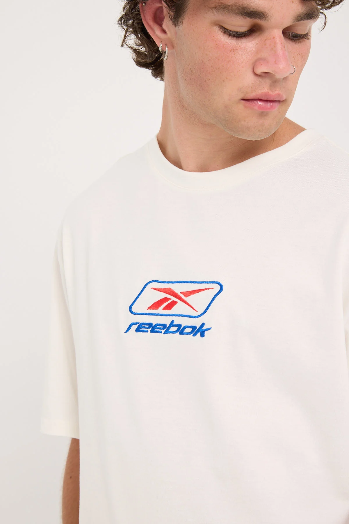 Reebok Reebok Logo Tee Chalk - Image 4
