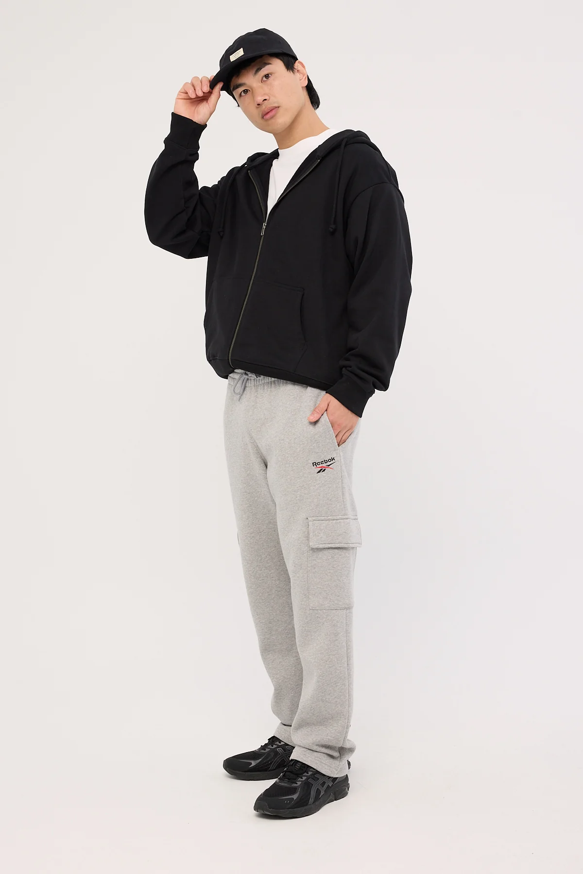 Reebok Ri Sl Oh Cargo Pant Mgrey Heather/Vector Red - Image 5