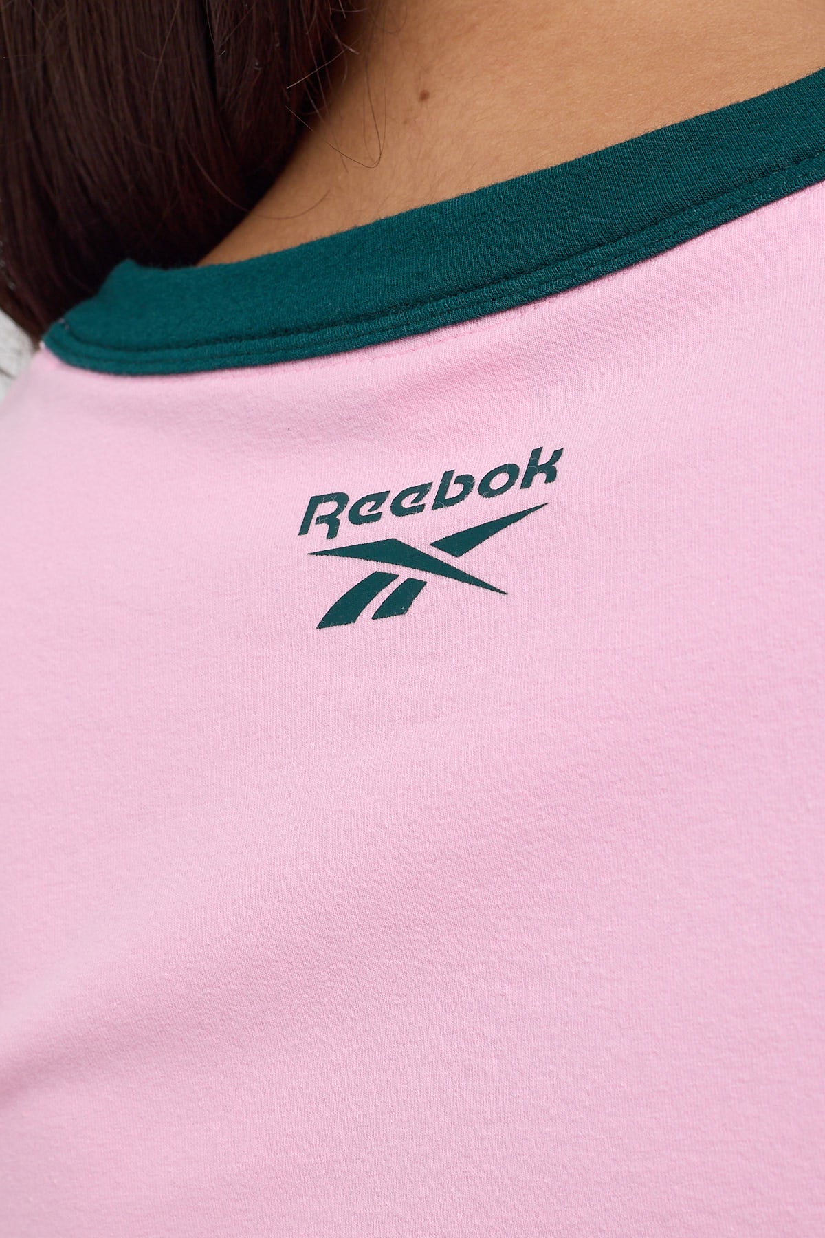 Reebok Ringer 95 Tee Astro Rose/Collegiate Green - Image 7