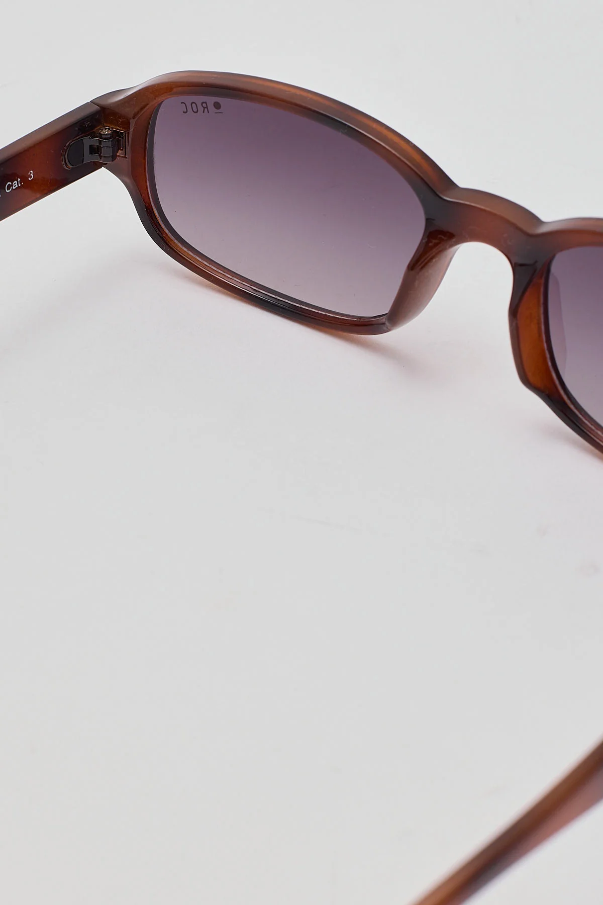 Roc Eyewear Rad Dark Tort/Smoke - Image 3