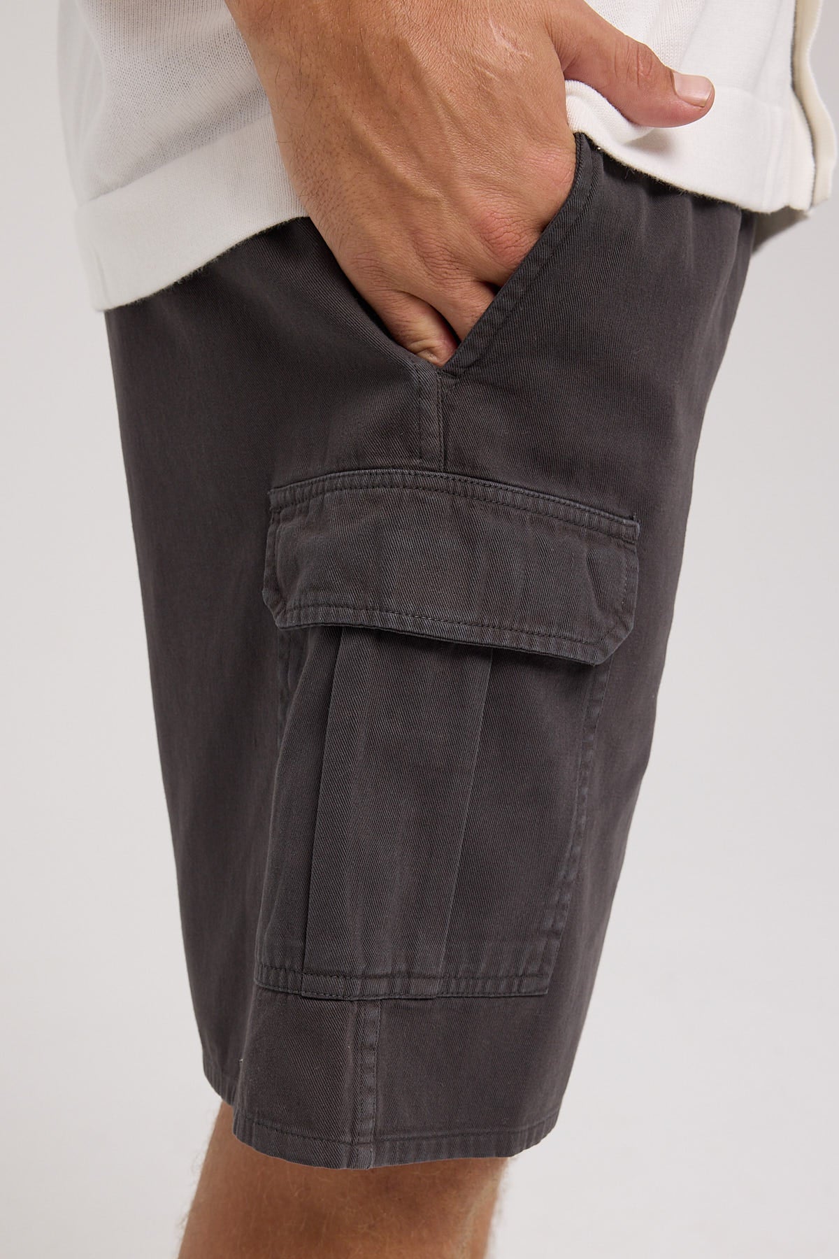 Rolla's Tradie Cargo Short Sulphur Black Sulphur Black - Image 5
