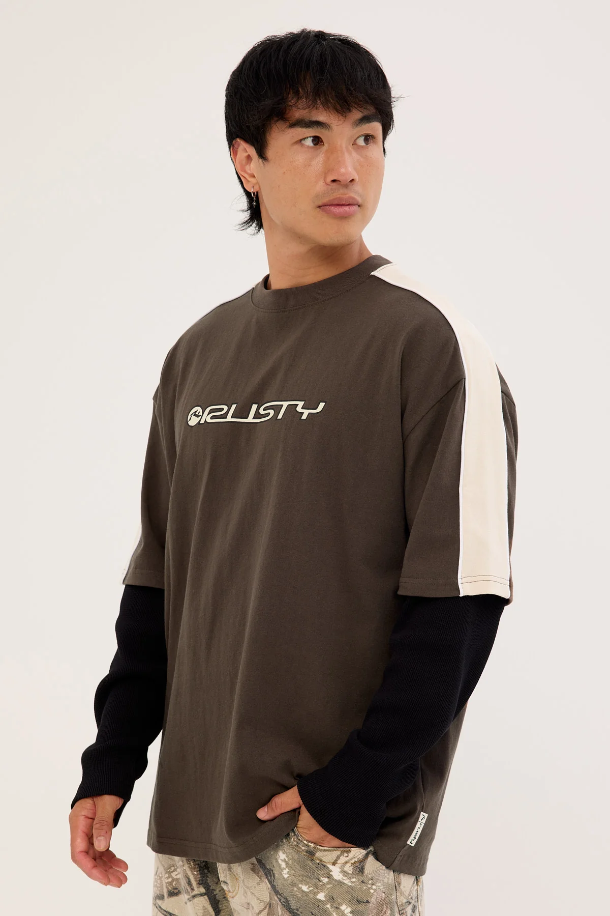 Rusty Alonso 5.0 Tee Coffee Brown - Image 4