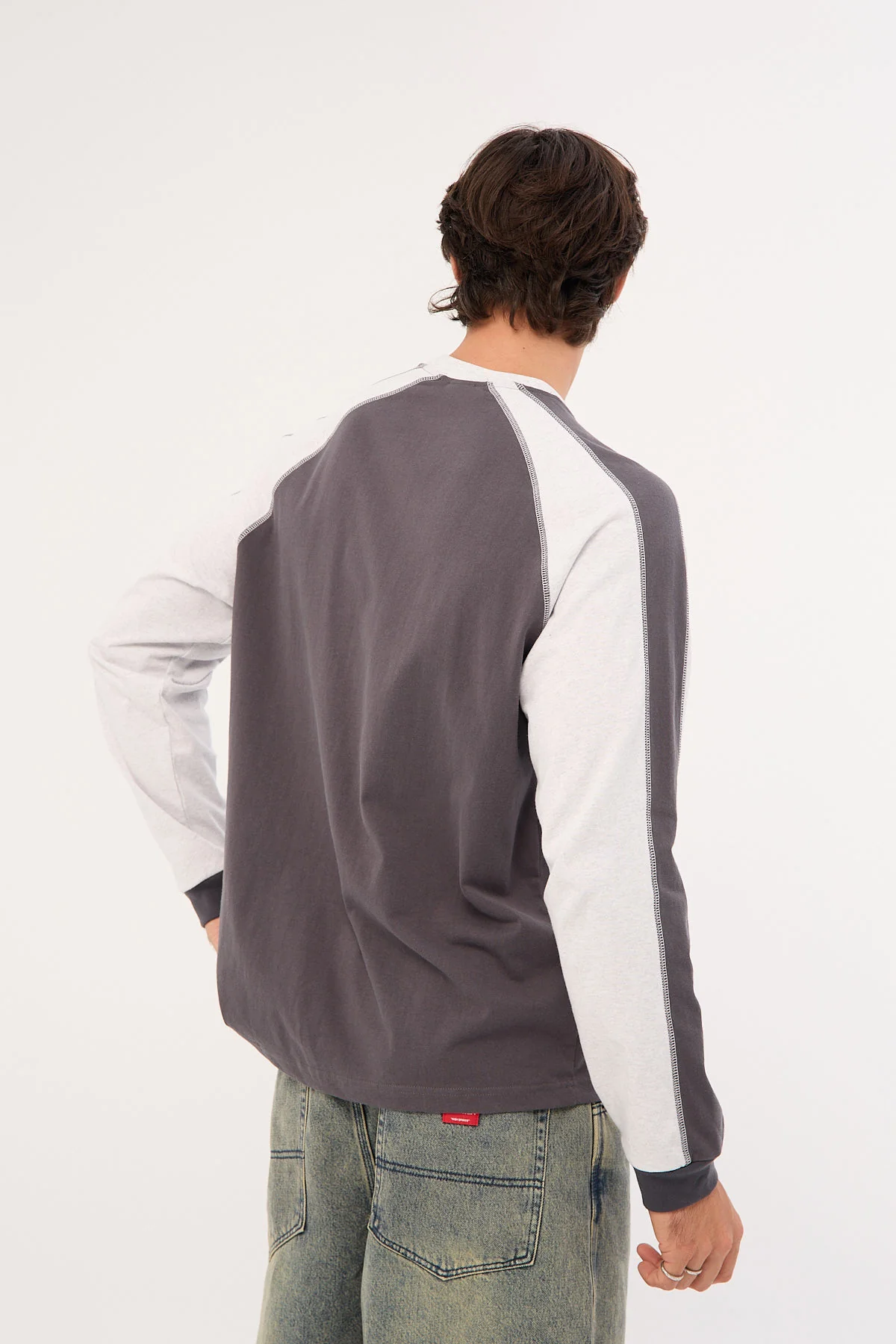 Rusty Fade-R Long Sleeve Tee Carbon - Image 4