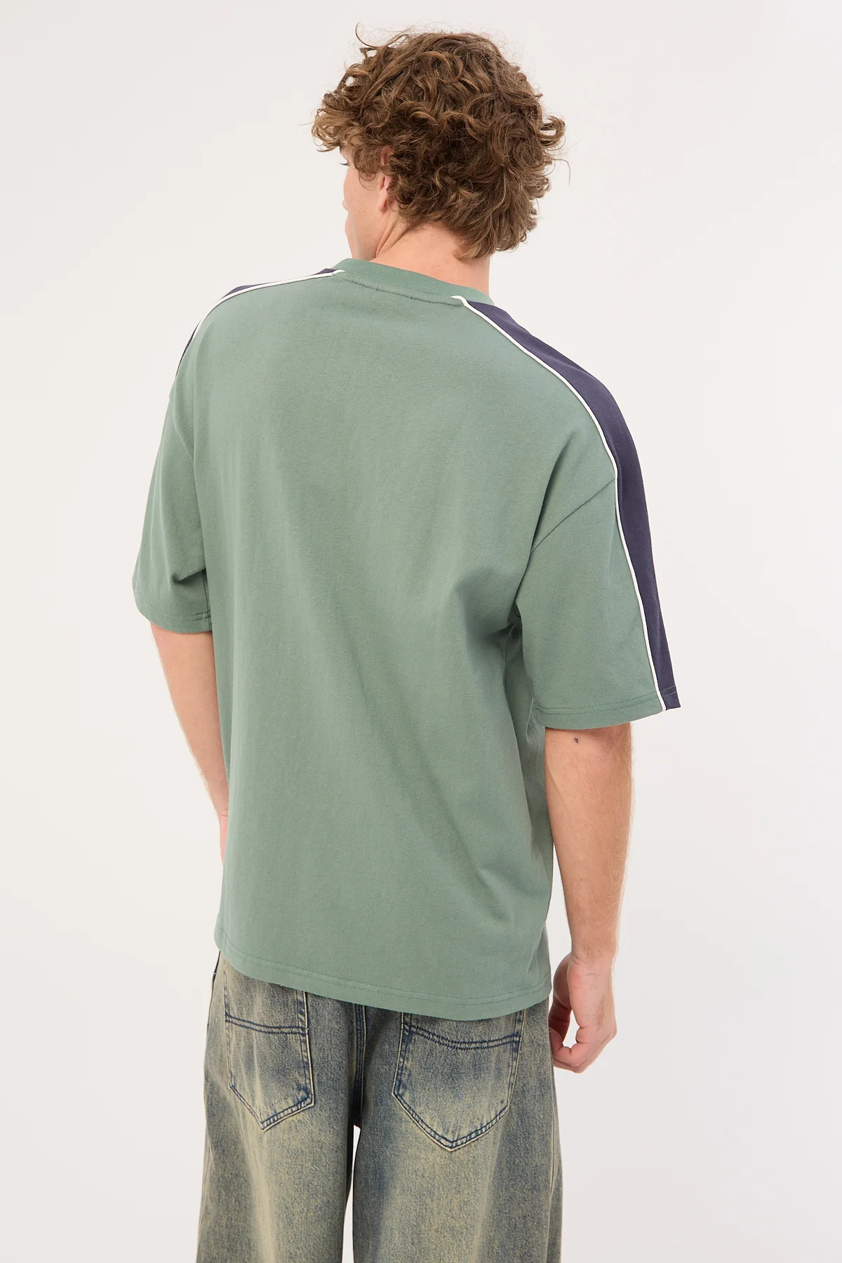 Rusty Uprising Panelled Heavy Tee Slate - Image 4