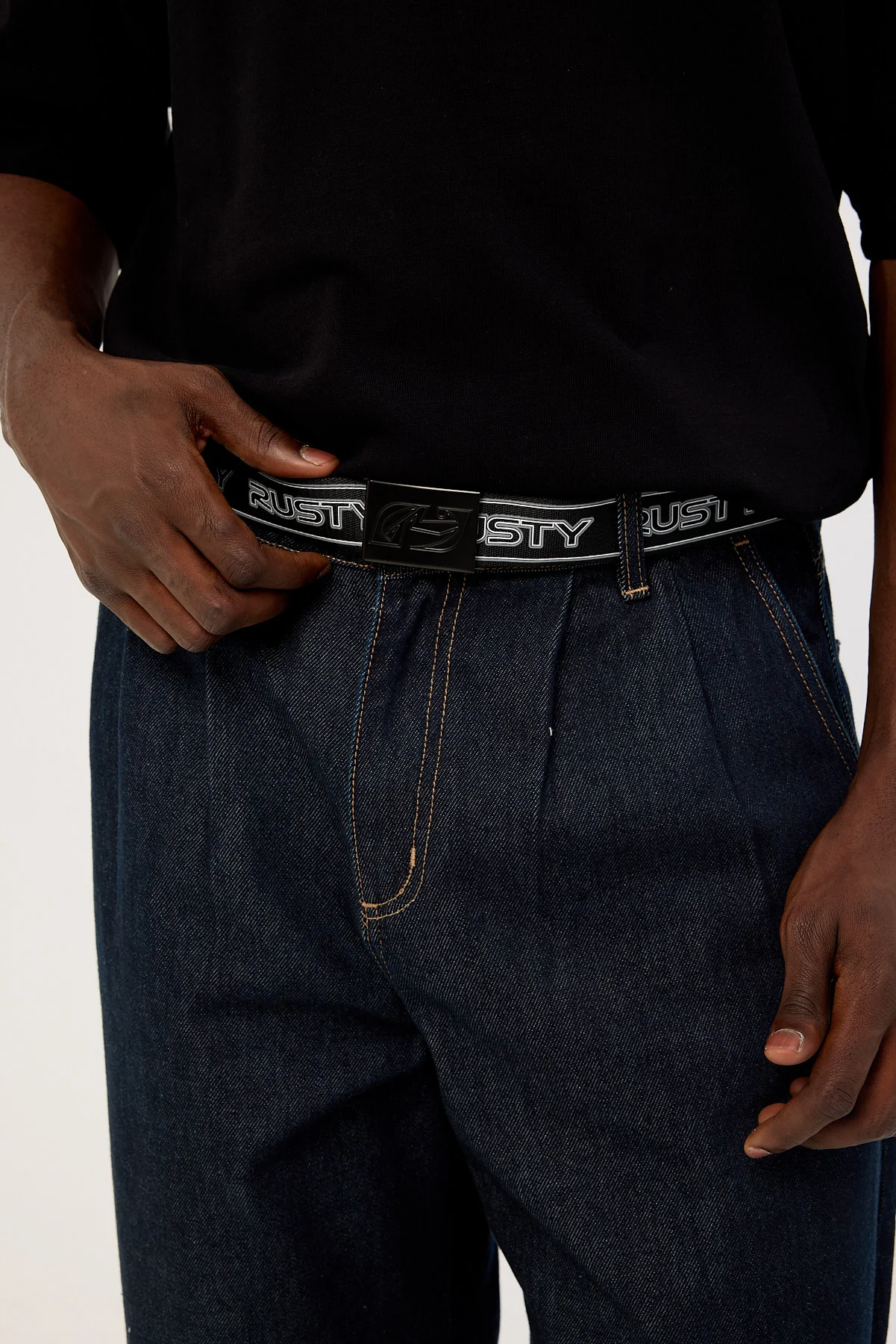 Rusty Jagged Webbing Belt Black - Image 2