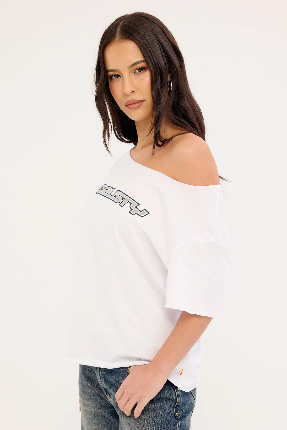 Rusty New But Old Off Shoulder Tee Vintage White - Image 4