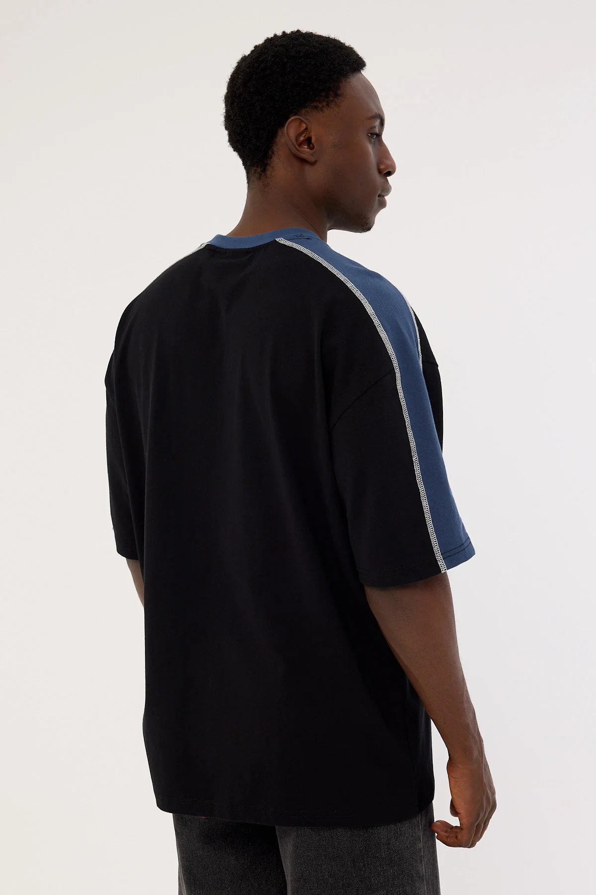 Rusty Scream Tee Black - Image 5