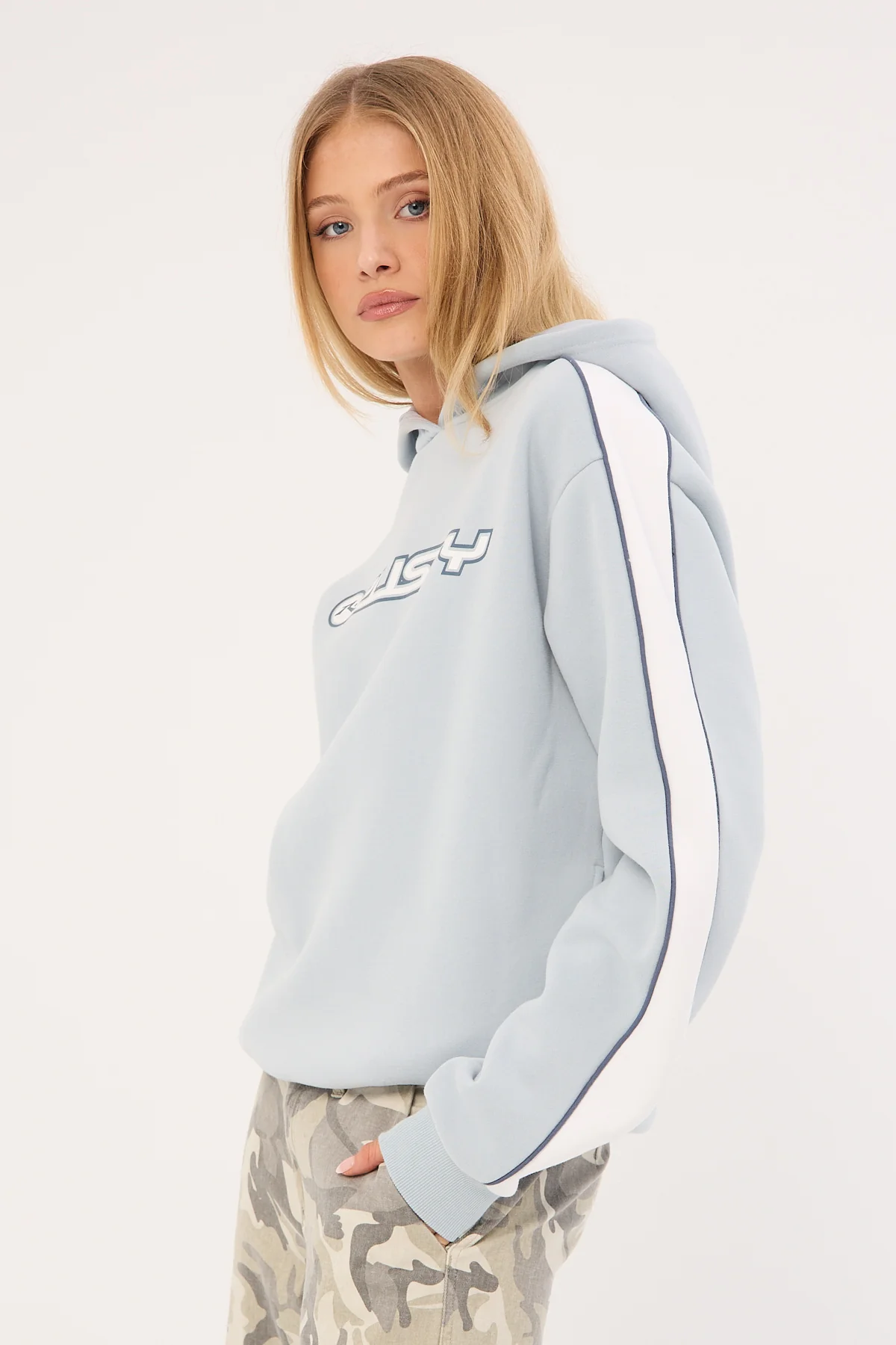 Rusty Timmy Target Oversized Hood Retro Blue - Image 3