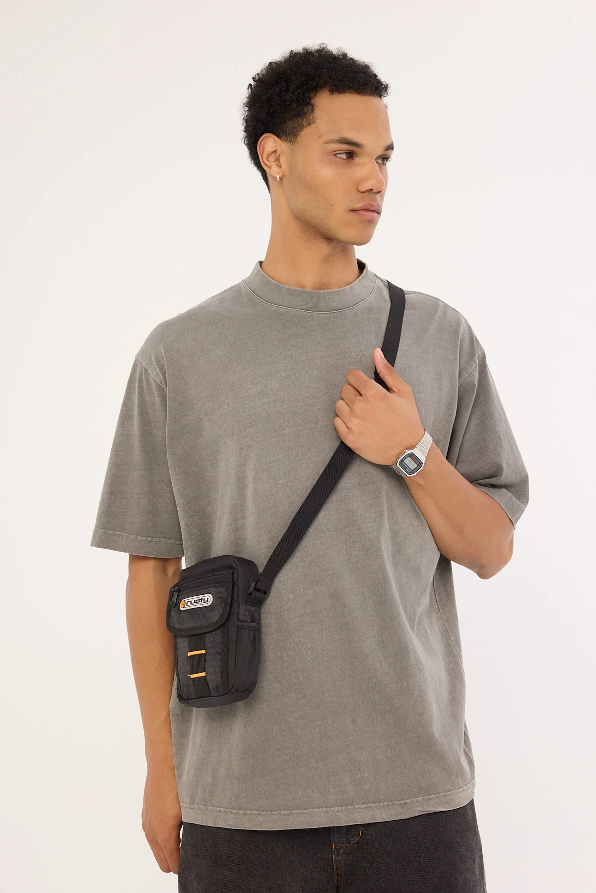 Rusty Voltage Crossbody Bag Black - Image 3