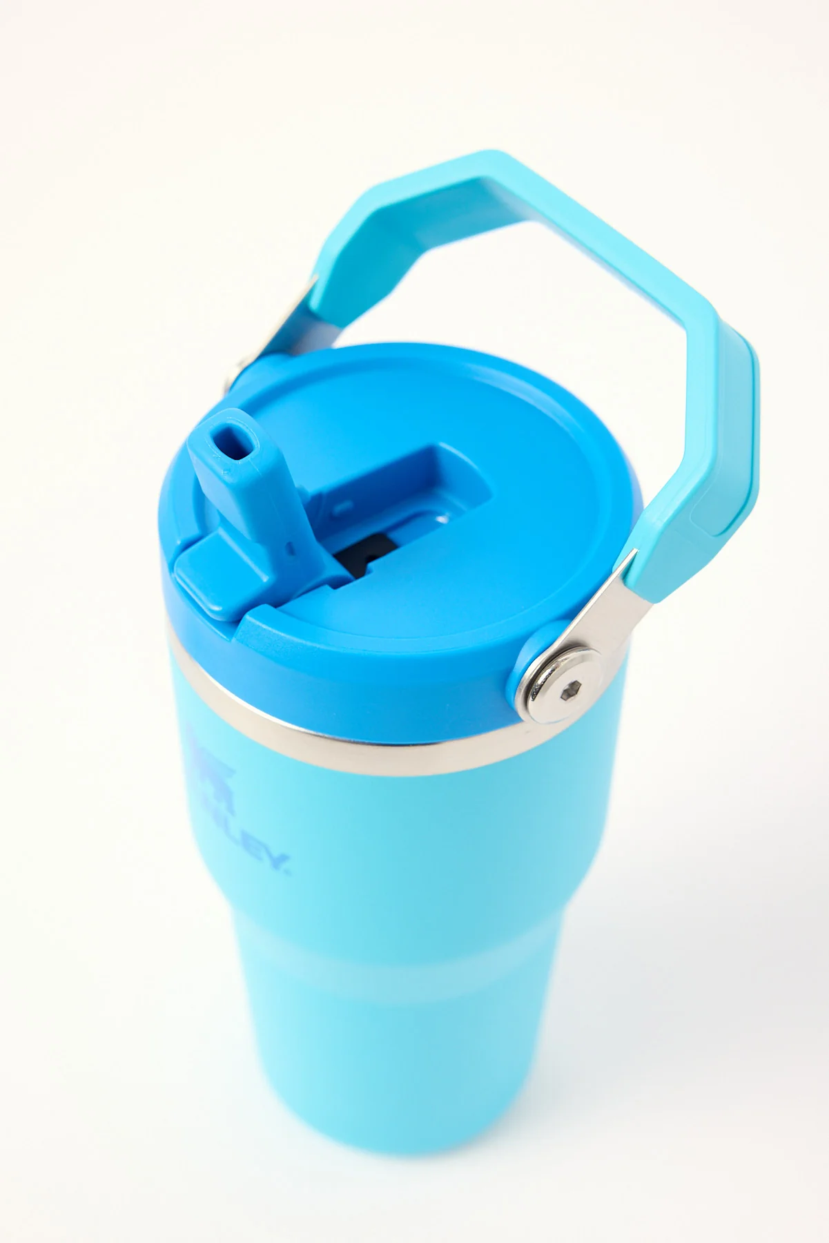 Stanley Classic Iceflow Flipstraw 2.0 Tumbler 20oz Splash - Image 3