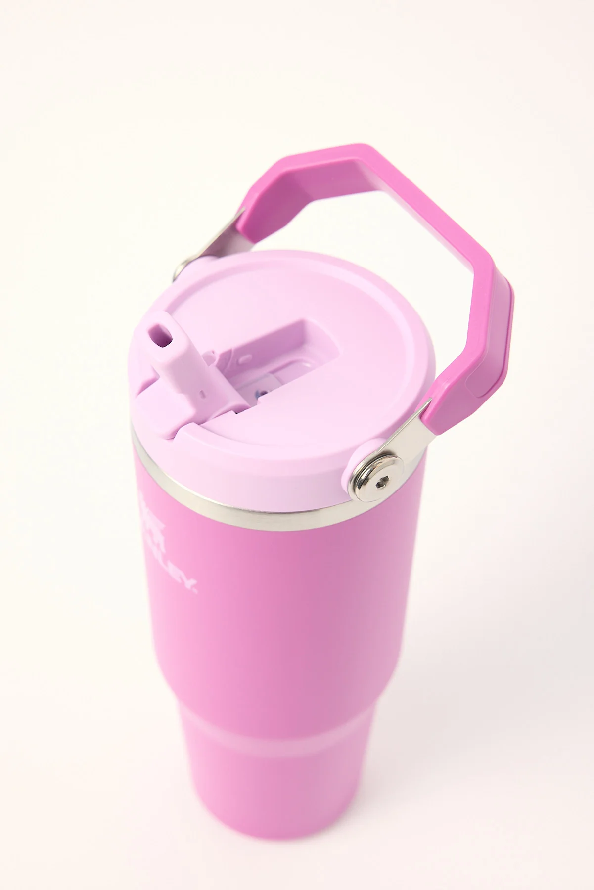 Stanley Classic Iceflow Flipstraw Tumbler 30oz Dark Blossom - Image 3