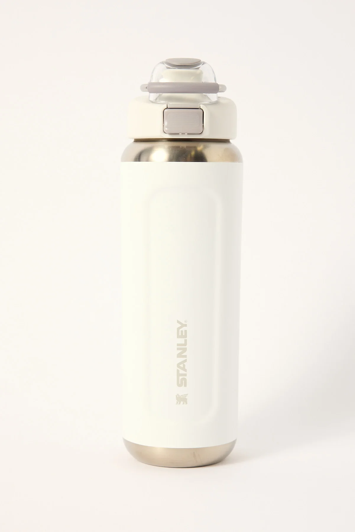 Stanley Classic Wellspring Water Bottle 24oz Frost