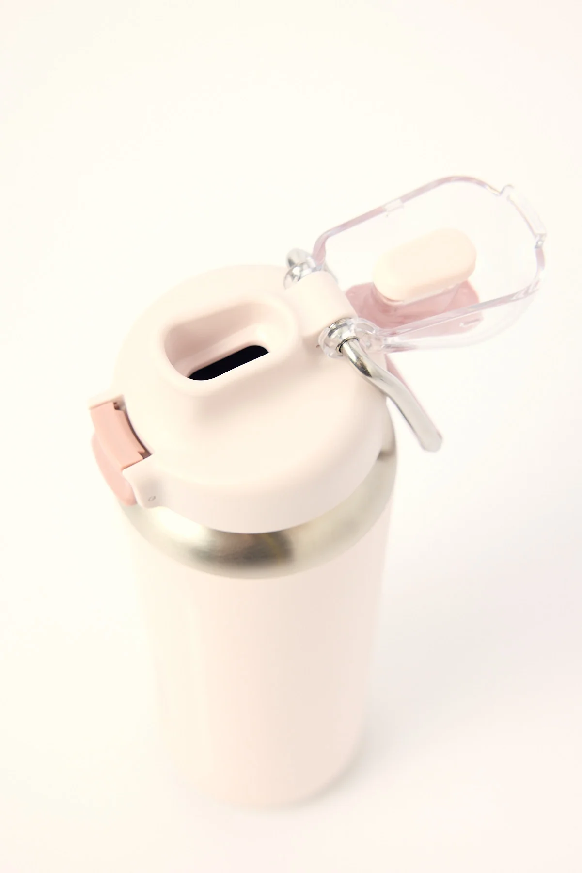 Stanley Classic Wellspring Water Bottle 24oz Rose Quartz - Image 3