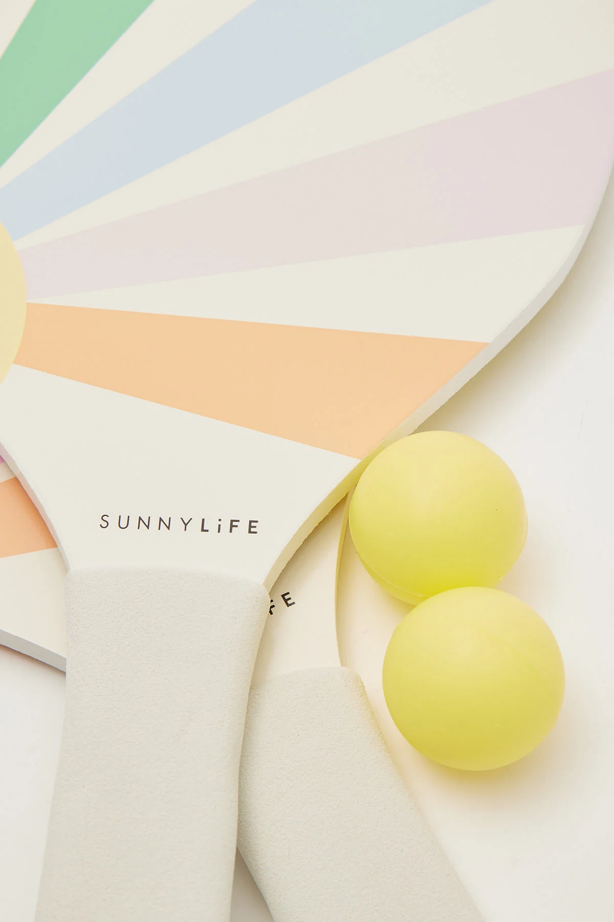 Sunnylife Pool Side Beach Paddle Set Pastel Gelato - Image 3