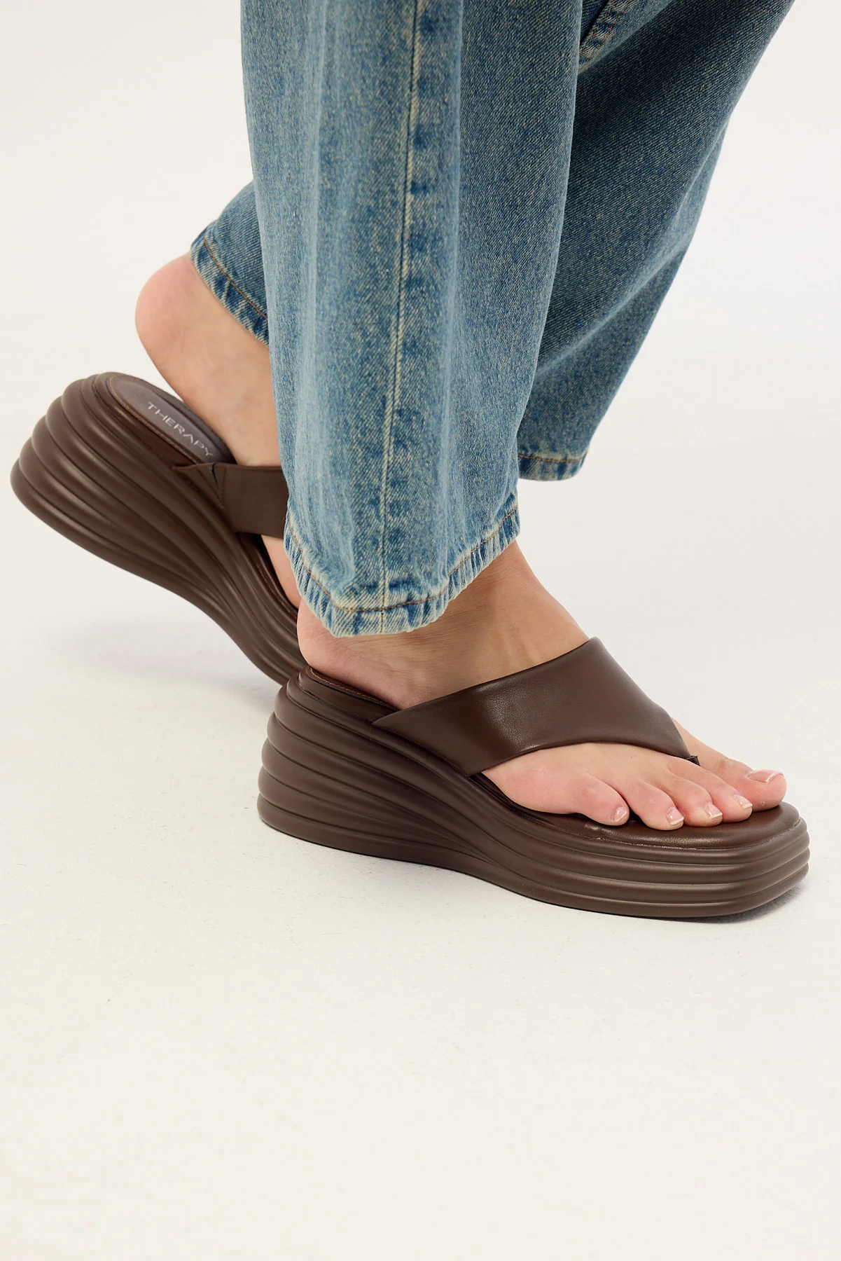 Therapy Frame Thong Wedge Slide Chocolate Smooth PU - Image 5