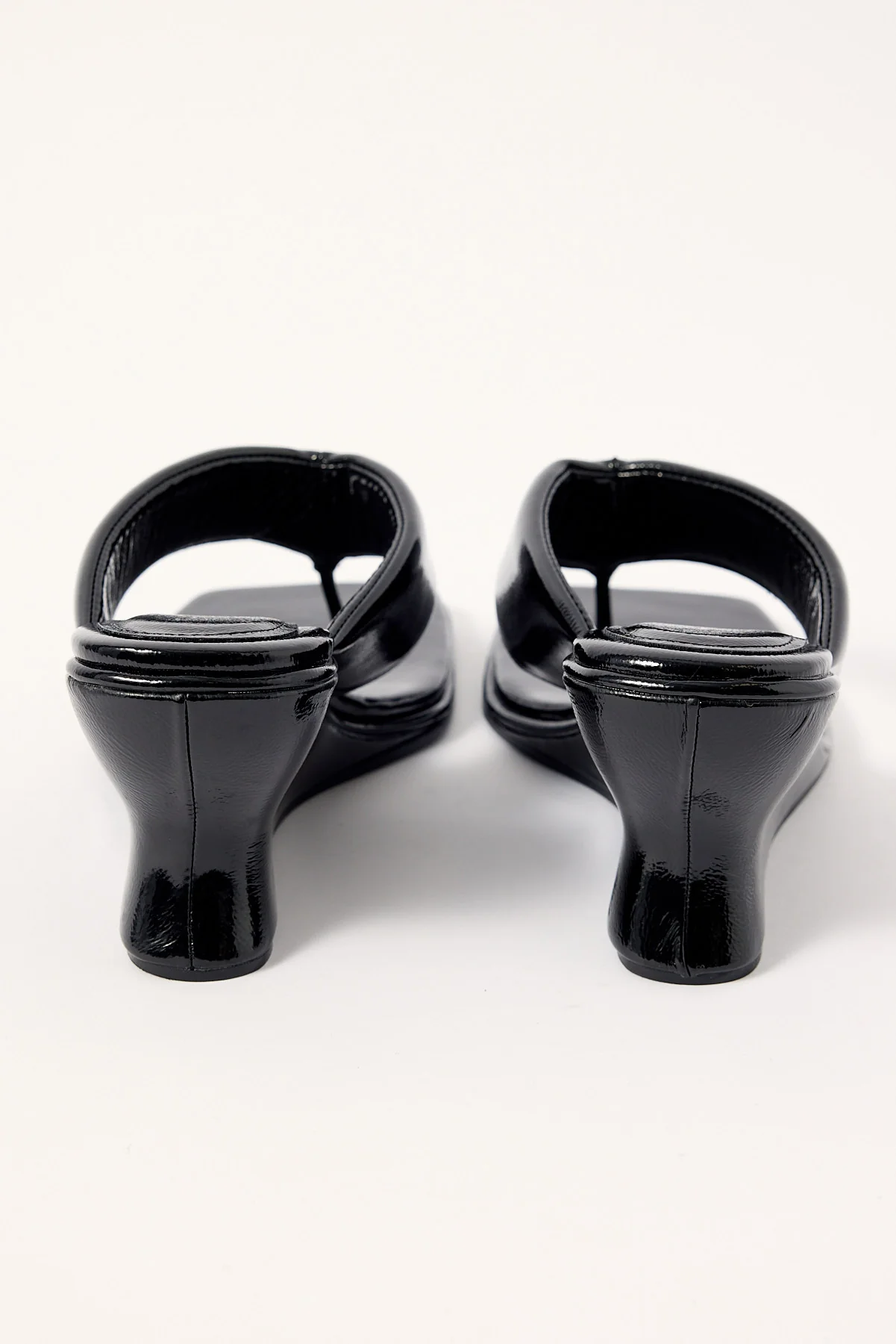 Therapy Lennox Thong Heel Black Crinkle - Image 3