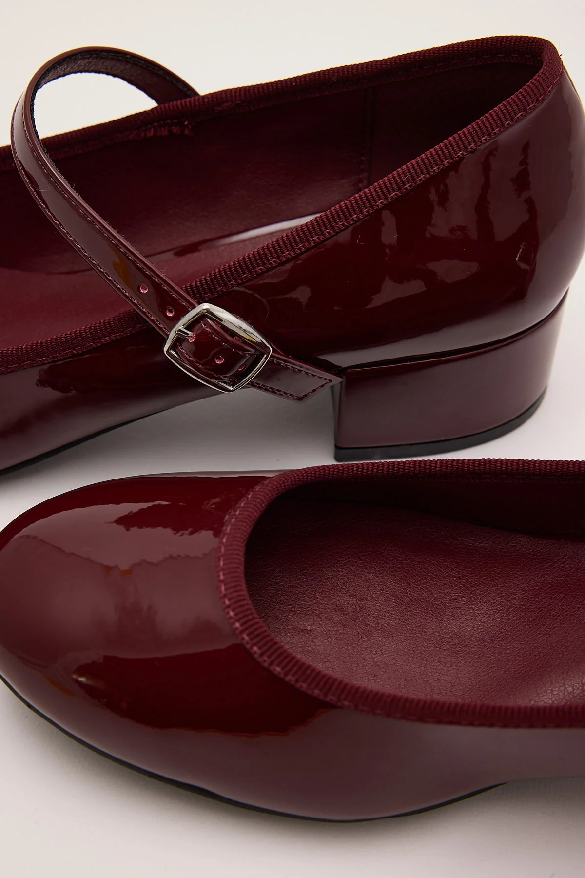Therapy Liz Patent Shoe Cherry - Image 3