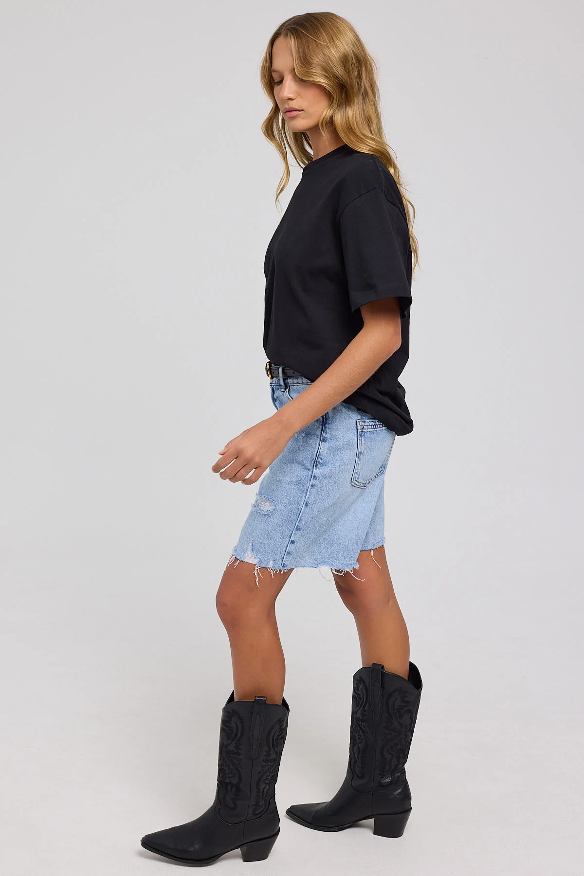 Thrills Billie Low Denim Short Tainted Blue - Image 2