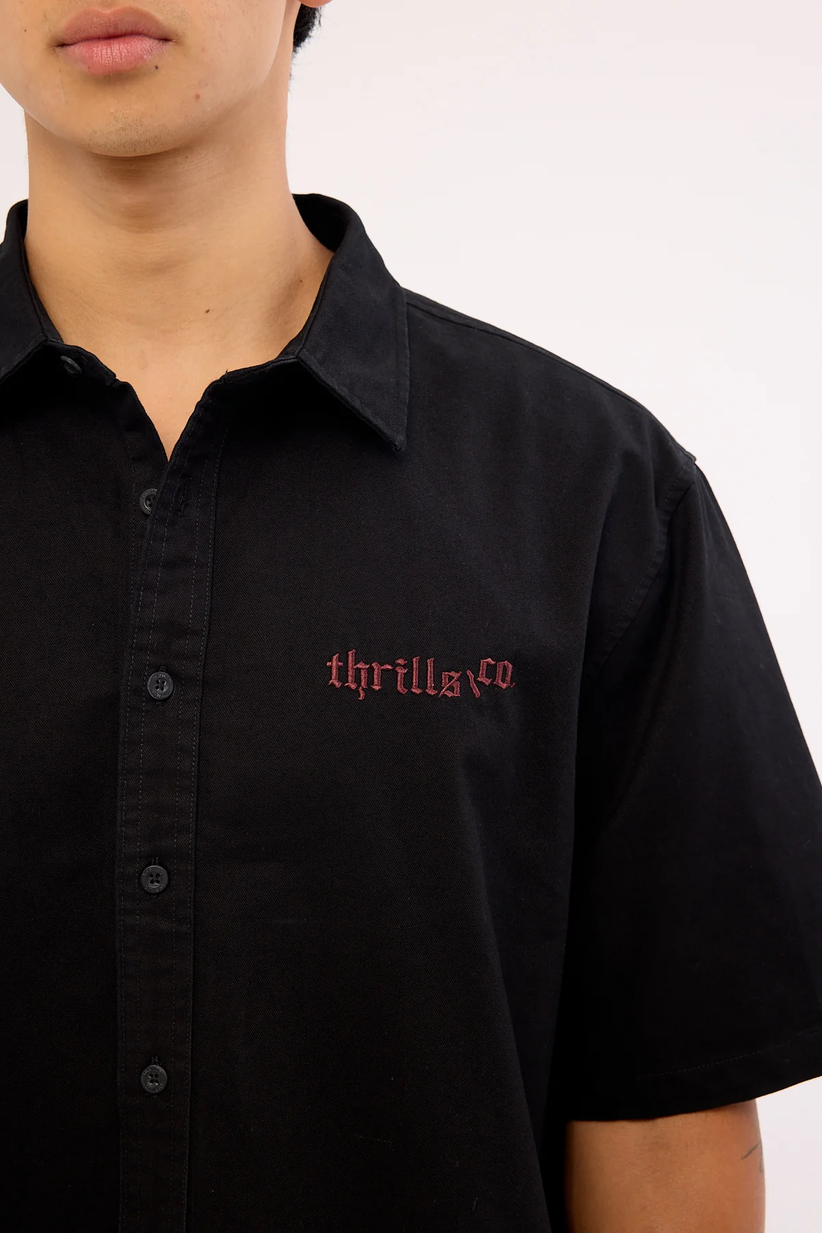 Thrills Box Fit Crop Short Sleeve Shirt Faded Black - Image 6