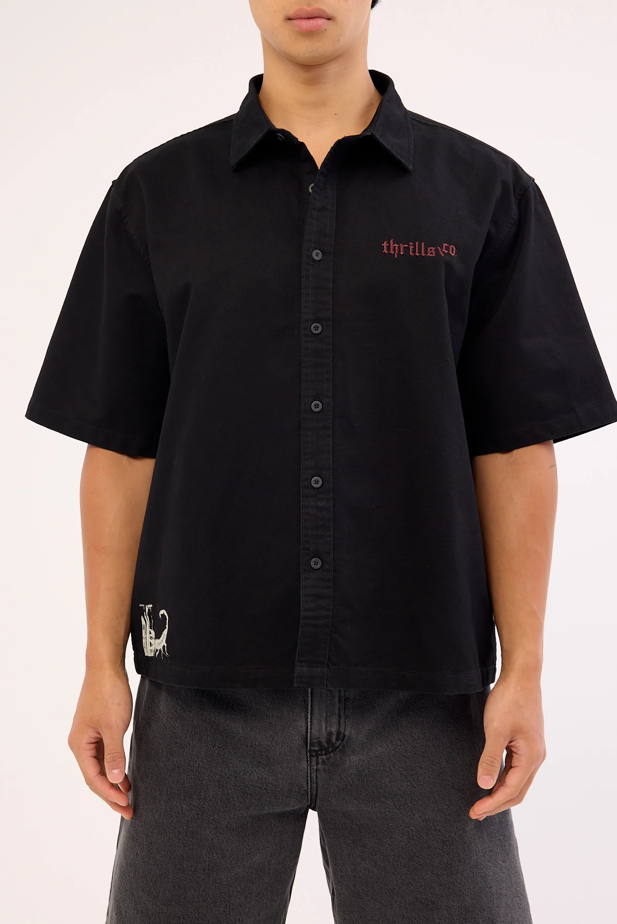 Thrills Box Fit Crop Short Sleeve Shirt Faded Black - Image 9