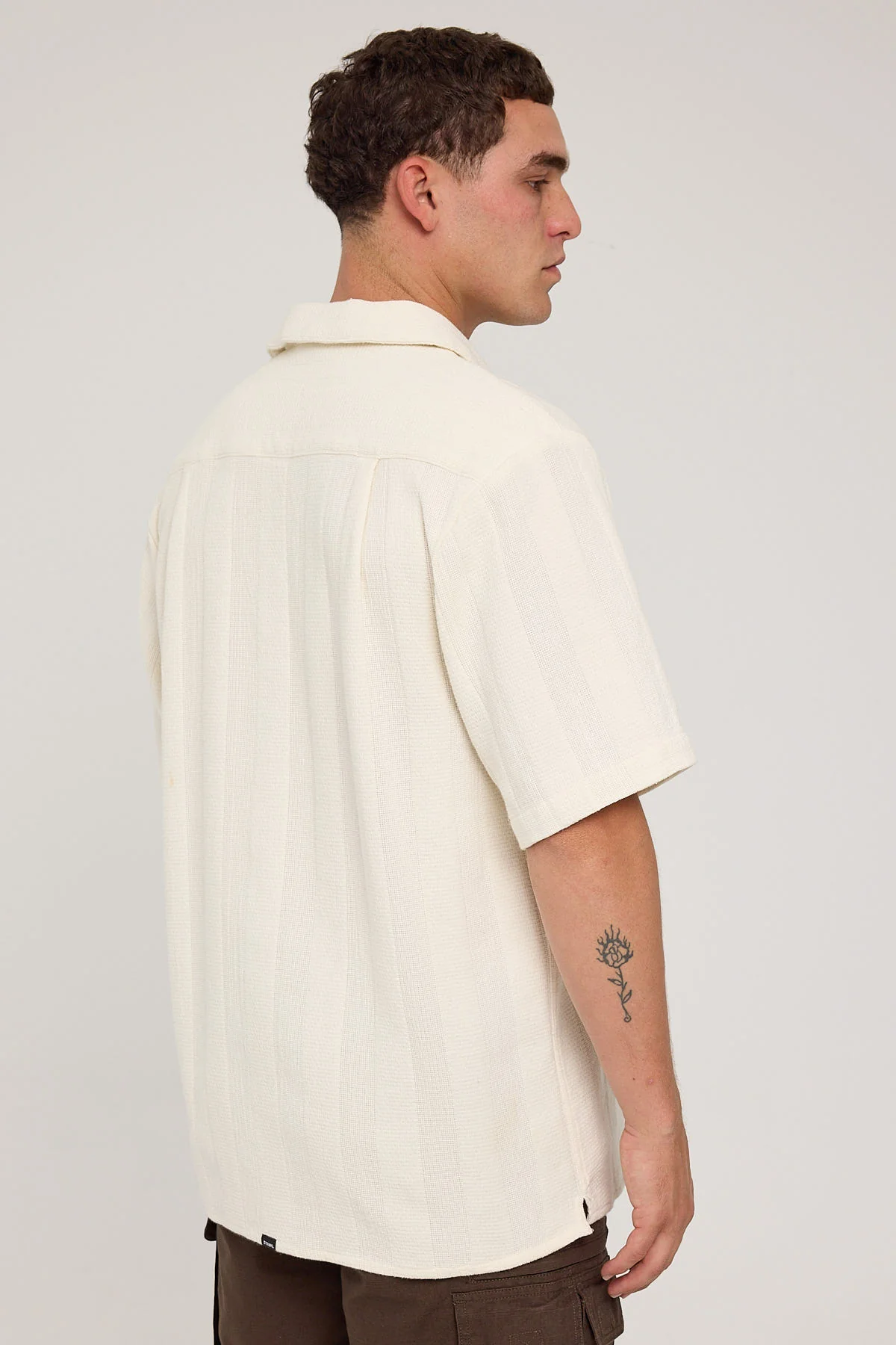 Thrills Evolution Bowling Shirt Dirty White - Image 4