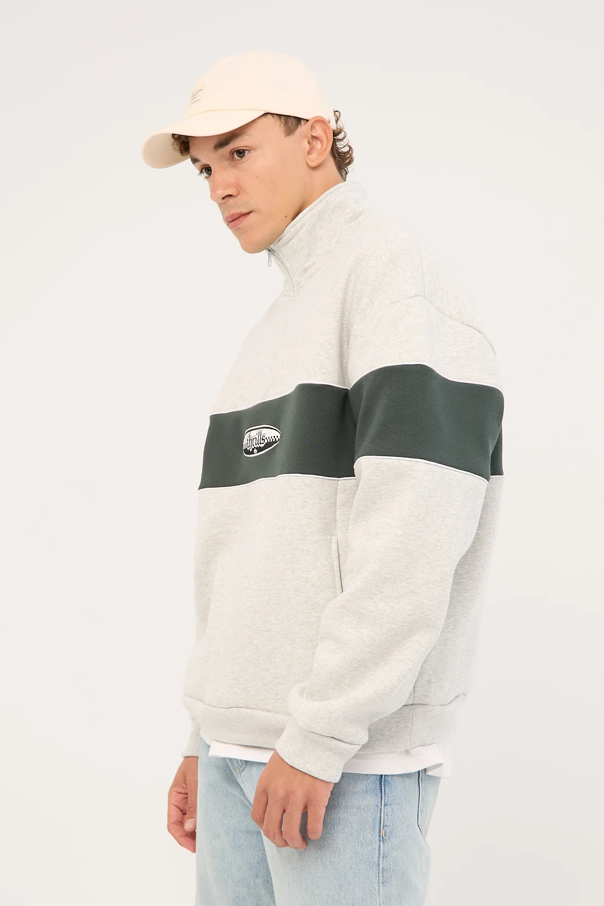 Thrills Lifted Spirits Quarter Zip Fleece Snow Marle - Image 4