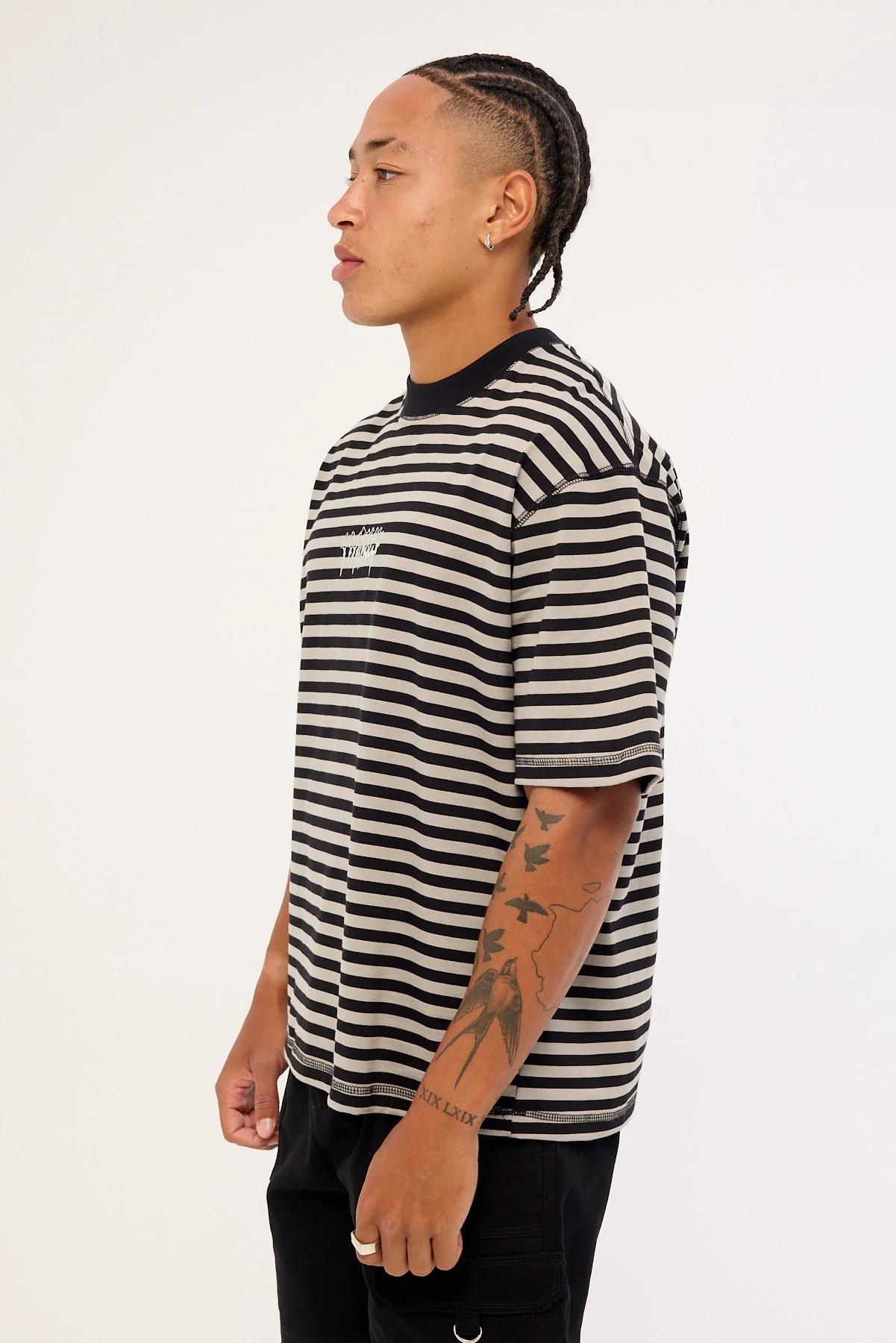 Thrills Shattered Stripe Box Fit Oversize Cropped Tee Grey Stripe - Image 3