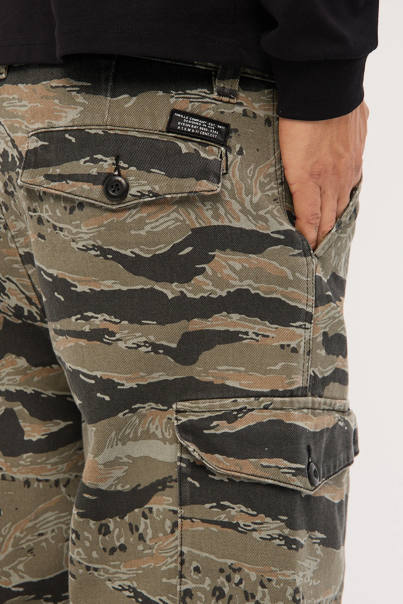 Thrills Transmission Big Slacker Cargo Pant Black Tiger - Image 7