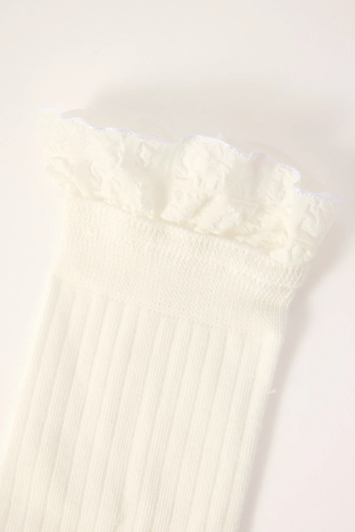 Token Bloom Frill Socks White - Image 2