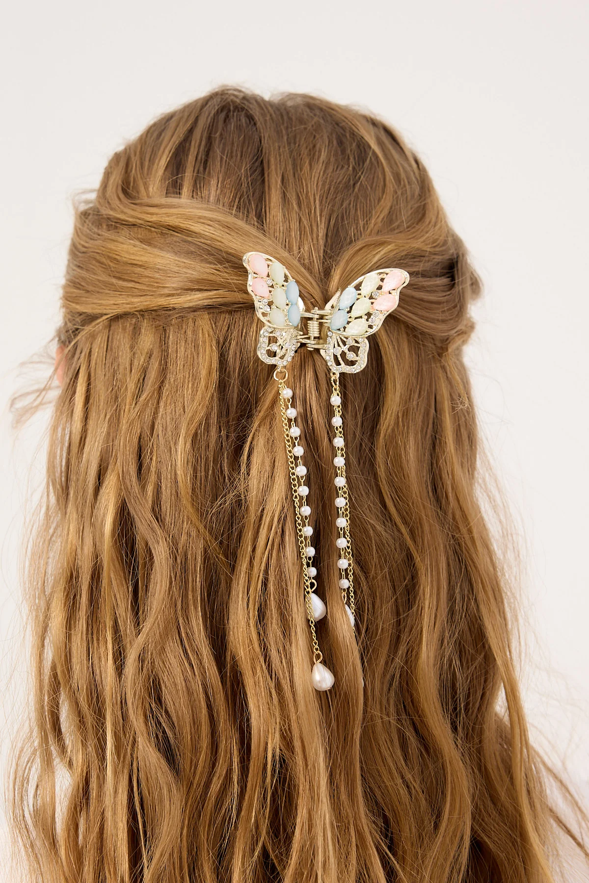 Token Butterfly Pearl Drop Claw Clip Gold - Image 3